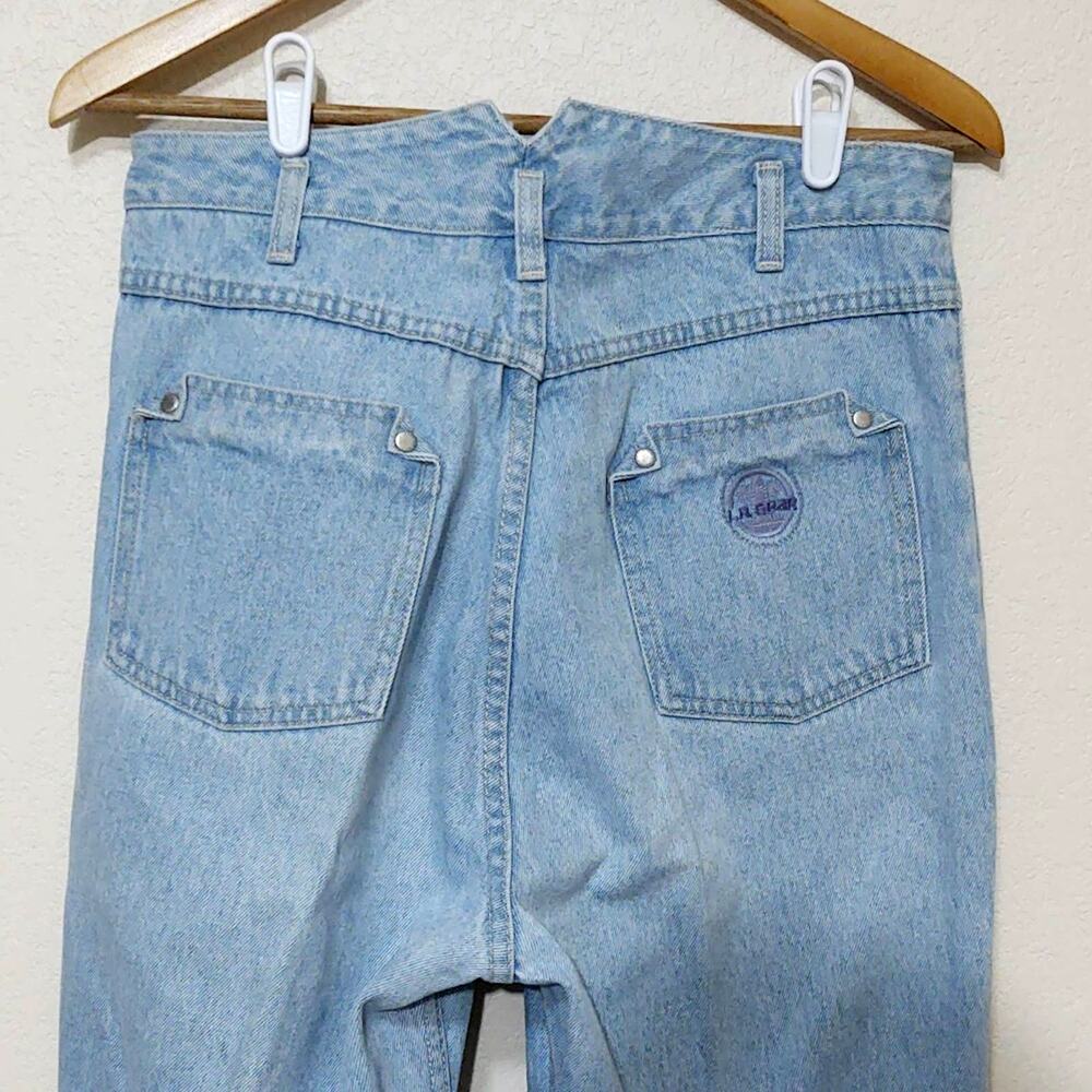 La Gear Super High Waisted 80s Tapered Jeans Light Wash L.A. Gear View 6